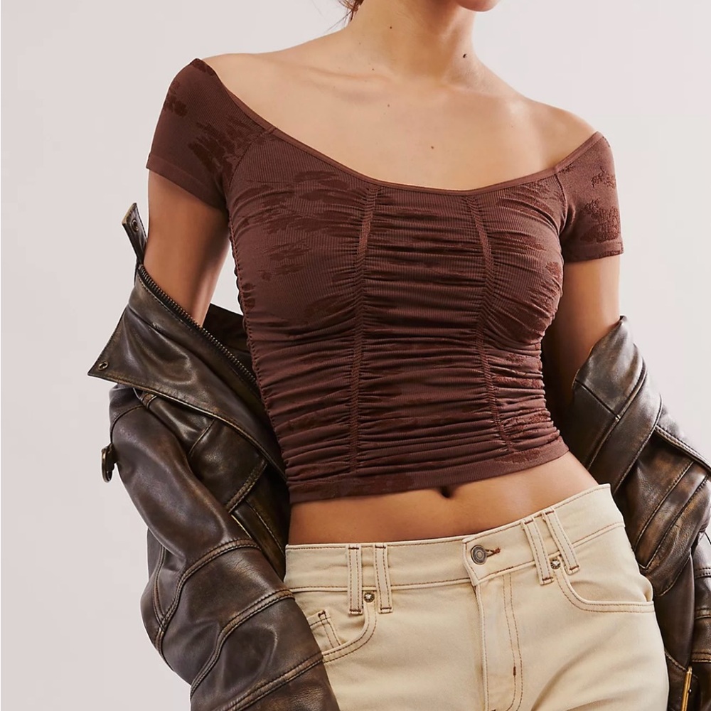 NWOT Free People Intimately Gotta Be You Seamless Tee Top Size L/XL